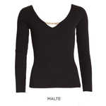 Pull col v ornements